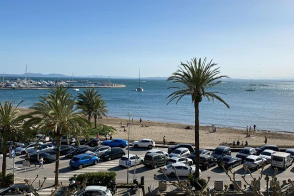 Primera Linea De Mar Y Playa Roses Exterior photo